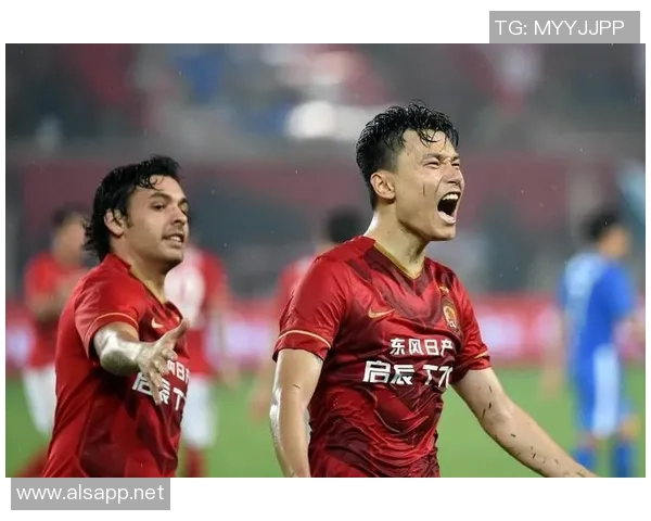 人和与恒大激战正酣图文直播全程回顾与精彩瞬间分析 人和与恒大激战正酣图文直播全程回顾与精彩瞬间分析