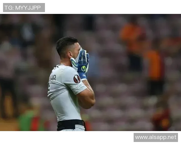 博洛尼亚与拉齐奥激战正酣比分悬念引发球迷热议 博洛尼亚与拉齐奥激战正酣比分悬念引发球迷热议