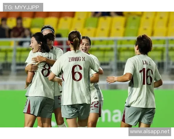 日本女足与英格兰女足激战正酣谁能在这场巅峰对决中笑到最后